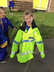 9e751e57-99f3-44af-bbc7-825f9ba4224b 9e751e57-99f3-44af-bbc7-825f9ba4224b